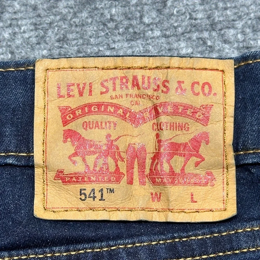 Levi's 541 Athletic Taper Jeans 44x30 Dark Wash Denim‎ Pants